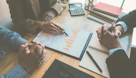 Advisory services in import and export processes